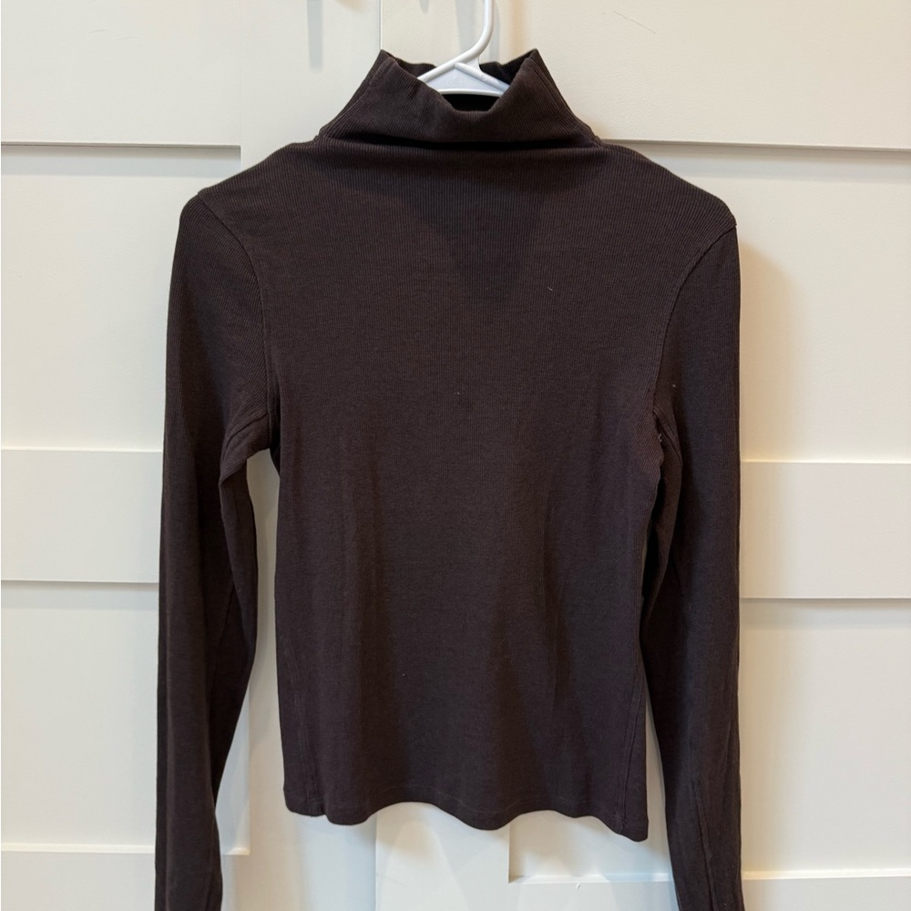 Brown Lululemon Turtleneck Long Sleeve Top